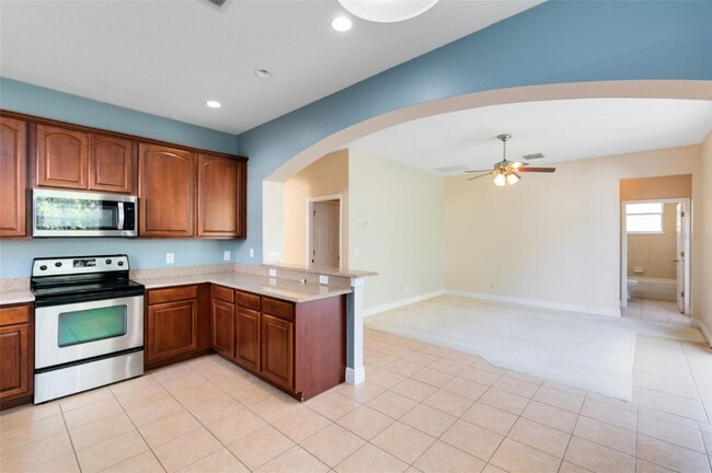Building Photo - 10090 Bennington Chase Dr