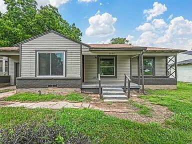 Building Photo - 3035 Modree Ave