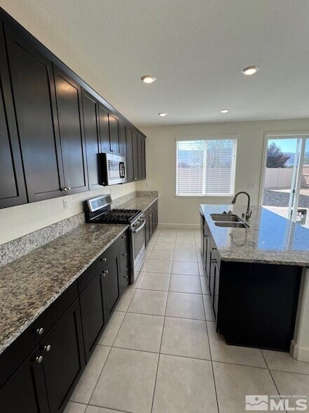 Building Photo - 9722 Quartette Dr