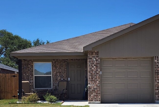 Building Photo - 5900 Harriet Tubman Ave