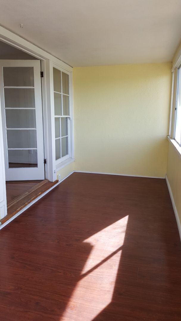 Building Photo - Charming 2bdr house overlooking downtown La Mesa!