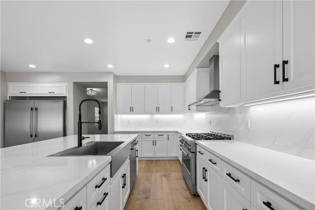 Building Photo - 11021 Van Uffelen Dr