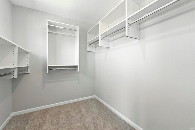 Building Photo - 3599 Canal Square Dr