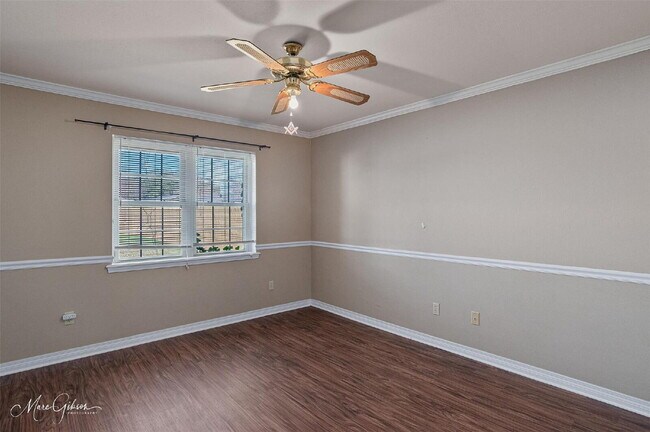 Building Photo - 517 Glenwood St