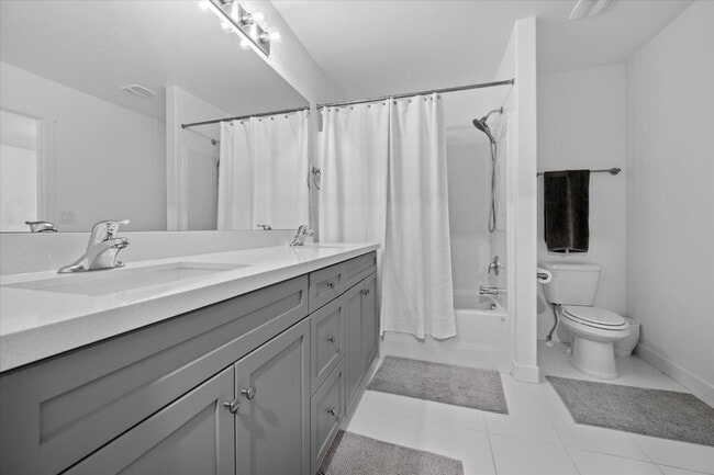 Building Photo - 645 S Plum Creek Ln E