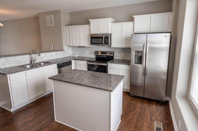 Building Photo - 5750 Hayden Run Blvd