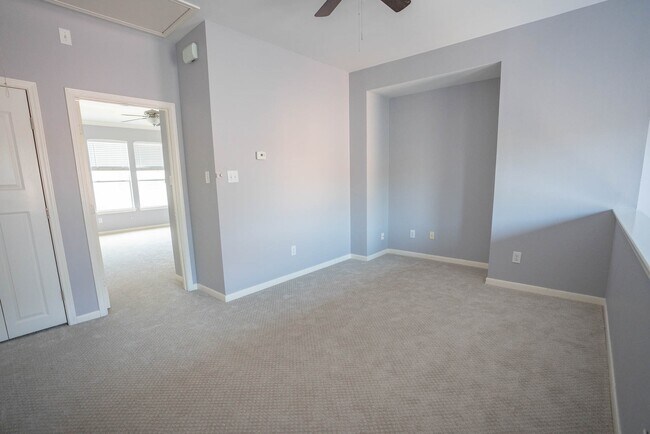 Building Photo - 1515 Drew St