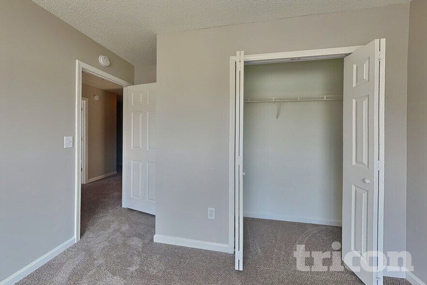 Building Photo - 206 Beltrees Dr