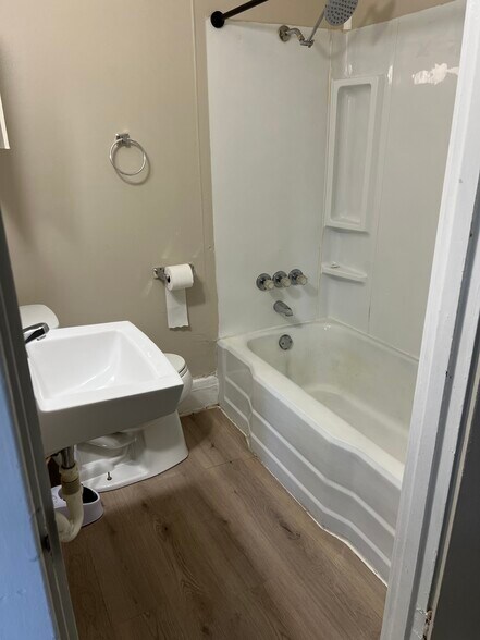 Building Photo - 151 Broadway