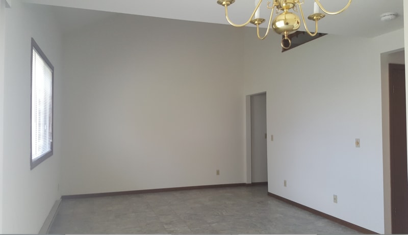 Building Photo - 1332 Spring Village Dr