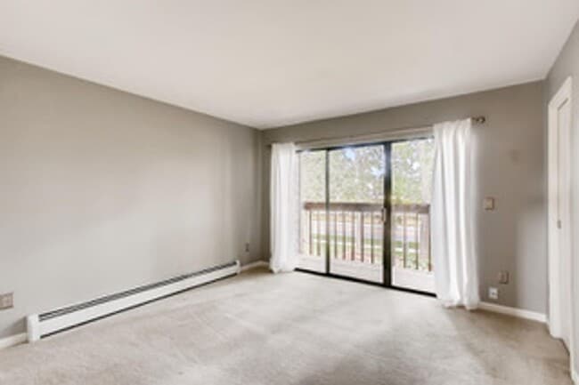 Building Photo - Beautiful 3 Bedroom Townhome in North Boulder