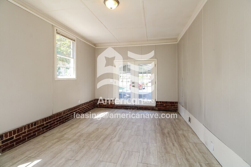 Building Photo - 134 Newcastle Dr