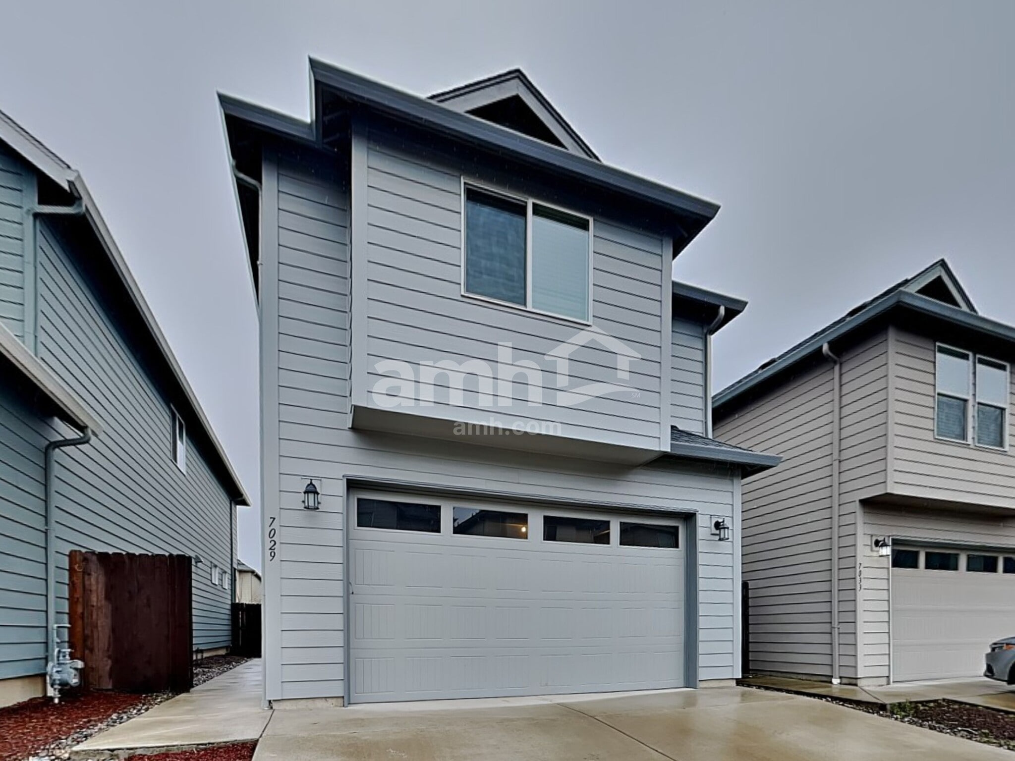 Building Photo - 7029 S 11th St