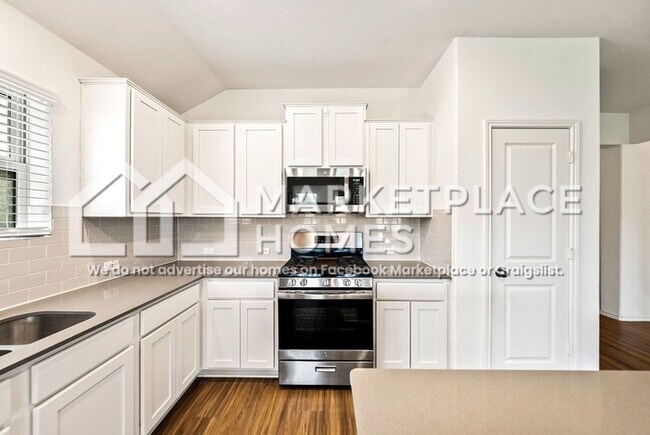 Building Photo - 3416 Pauling Loop