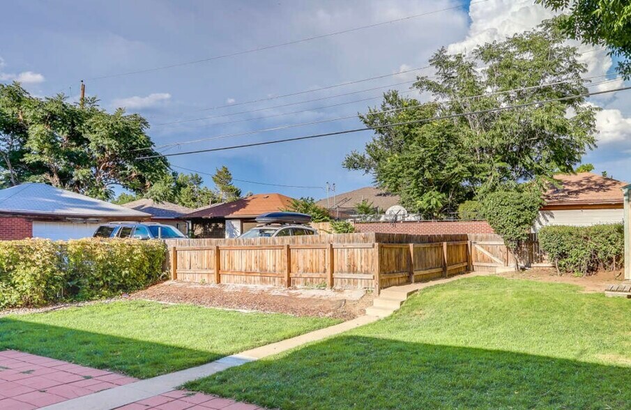 Building Photo - 3350 Kearney St