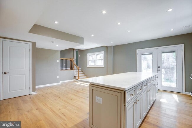 Building Photo - 3923 Forest Grove Dr