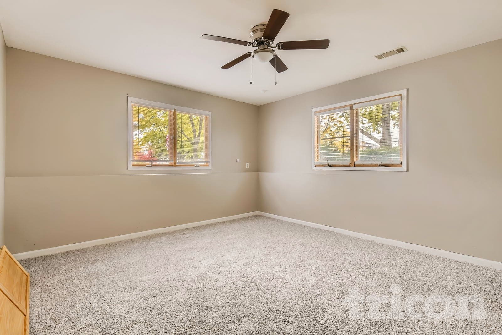 Building Photo - 1812 Cumberland Dr