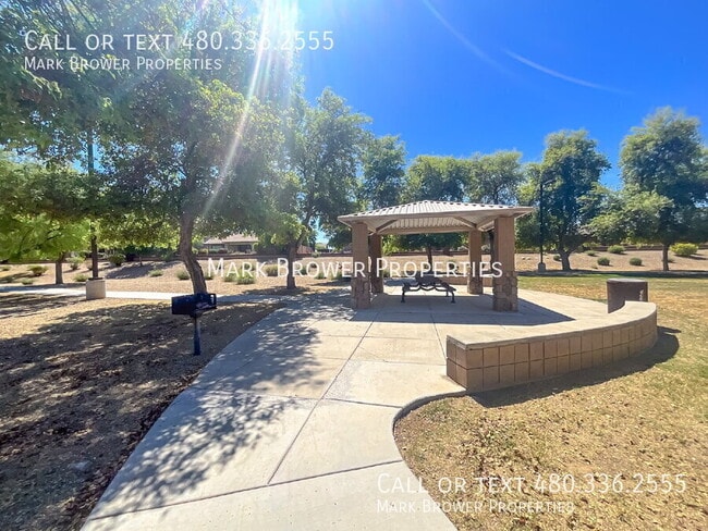 Building Photo - 11878 N 145th Ln