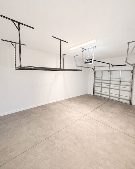 Building Photo - 2294 WASHINGTON PALM CT