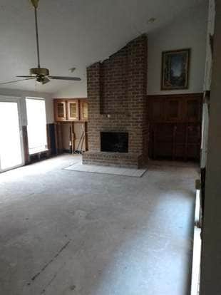 Building Photo - 15610 Stoney Fork Dr