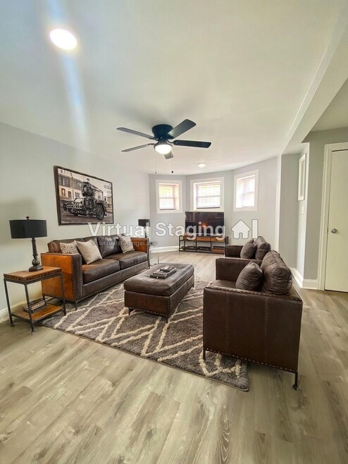 906 Montrose 2 bedroom - 900 W Montrose Ave