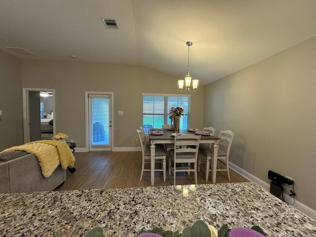 Building Photo - 486 Terra Vis Cir