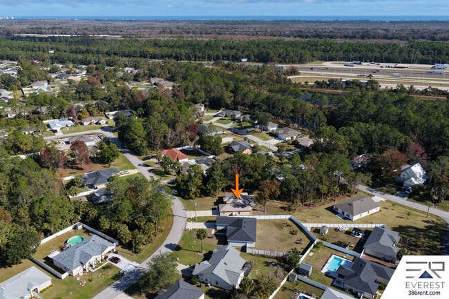 Building Photo - 32 Pierce Ln