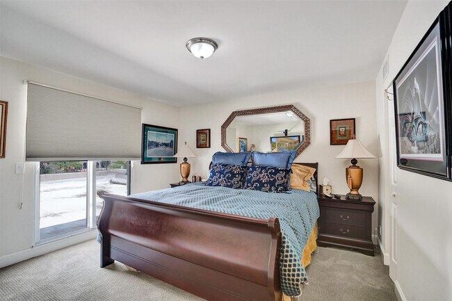 Building Photo - 683 Pelican Way