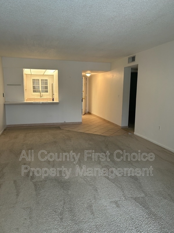 Building Photo - 10540 77th Terrace