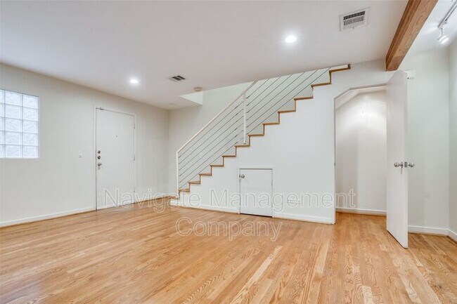 Building Photo - 4134 Travis St