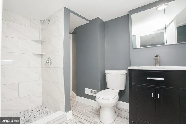 Building Photo - 4205 Main St