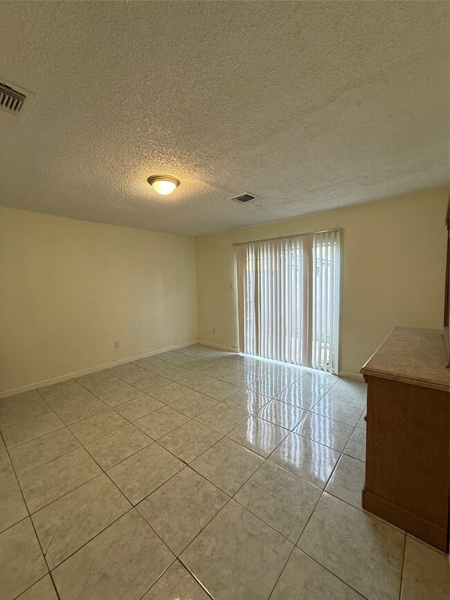 Building Photo - 9011 Ketchwood Dr