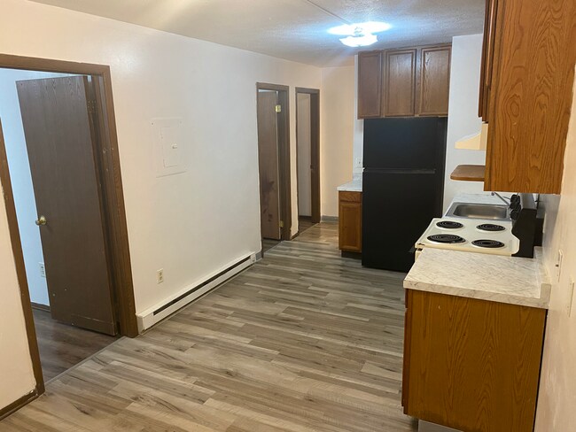 Building Photo - 437 Sumner St