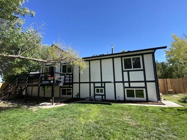 Building Photo - 5450 Atlantic Dr