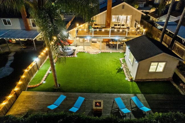 Building Photo - 13075 Old West Ave