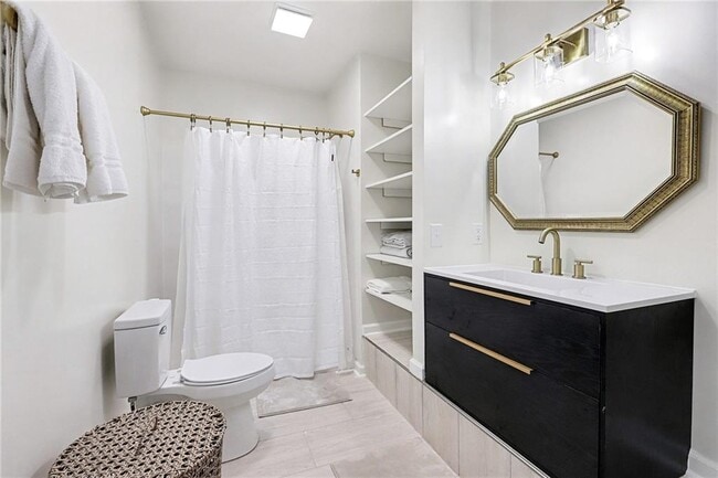 Building Photo - 241 Nacoochee Dr