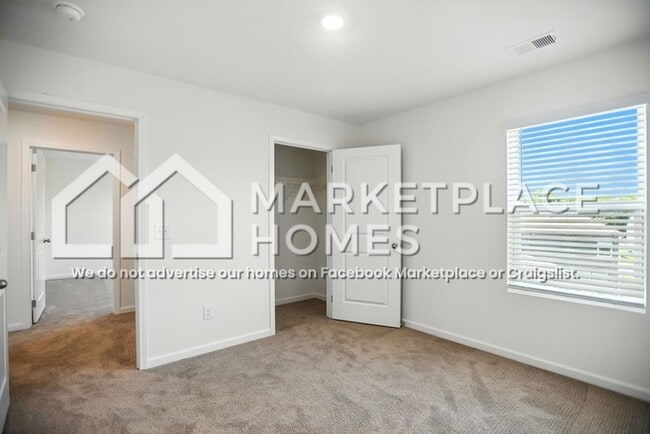 Building Photo - 341 Arrowhead Dr