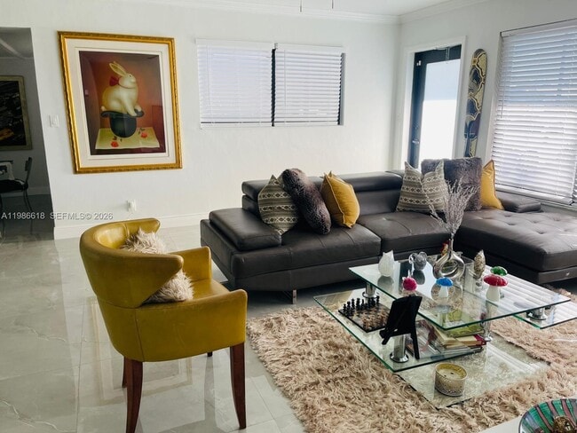 Building Photo - 3049 NW 6th Ave