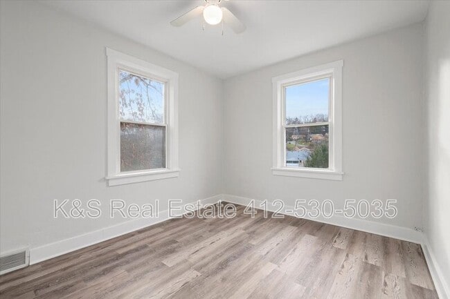 Building Photo - 1221 Prospect Ave