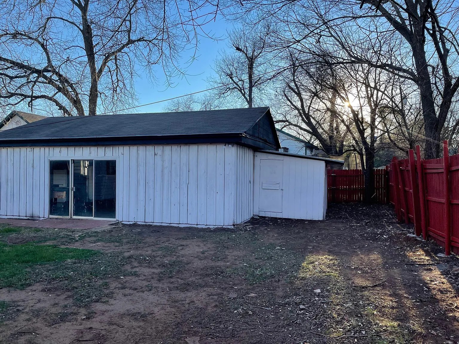 Building Photo - 704 Williams Ave