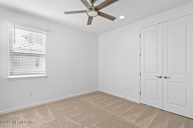 Building Photo - 469 Marquesa Cir