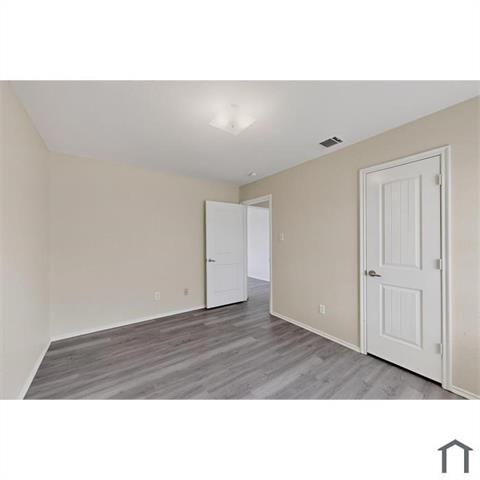 Building Photo - 3612 Dove Ln