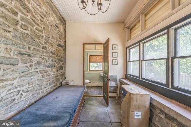 Building Photo - 6825 Ridge Ave
