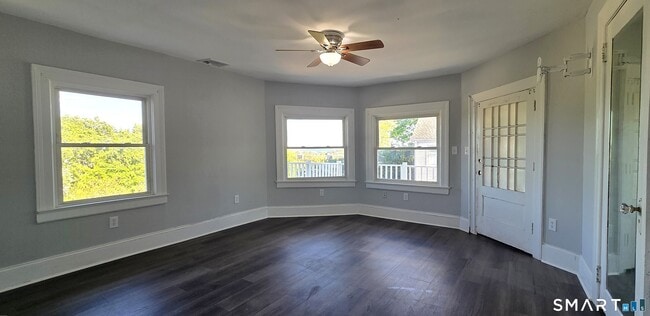 Building Photo - 48 Elmwood Ave