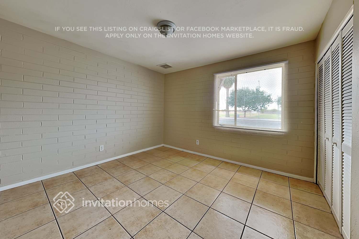 Building Photo - 5611 N 65th Ave