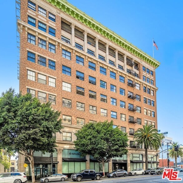 Building Photo - 1645 Vine St