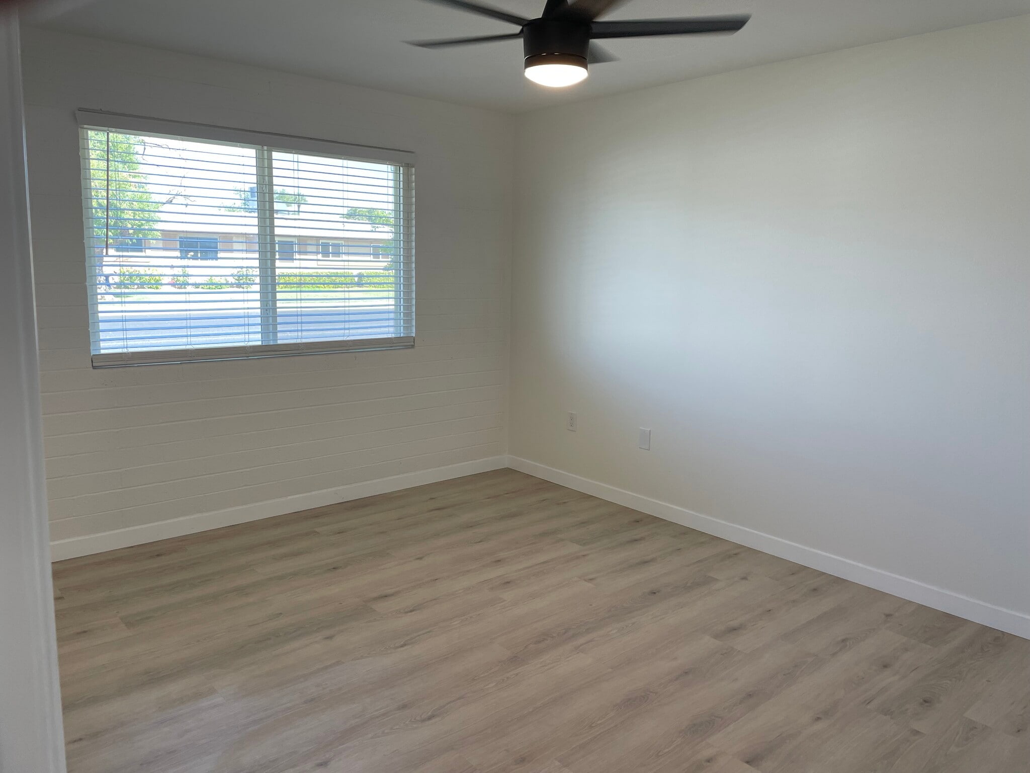 Master Bedroom - 11227 N Coggins Dr