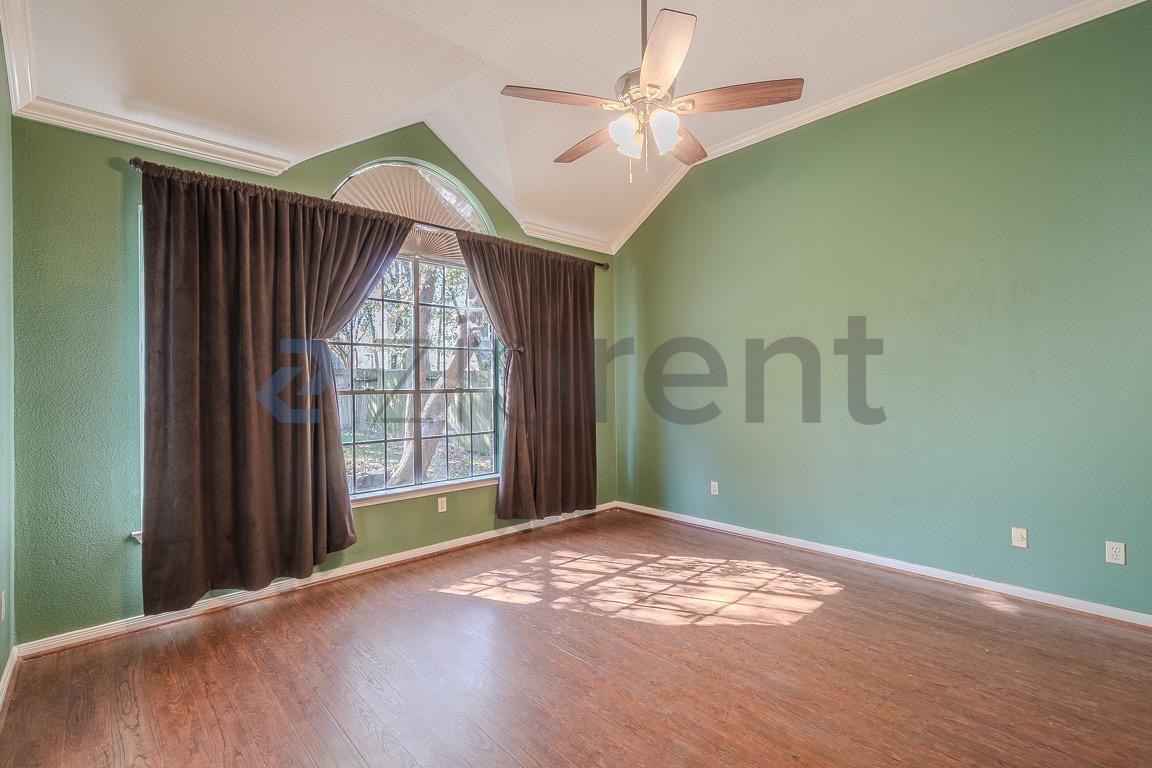 Building Photo - 16023 Gladebrook Glen Ln