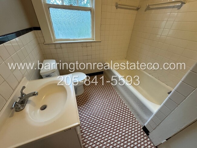 Building Photo - 1345 46th St Ensley