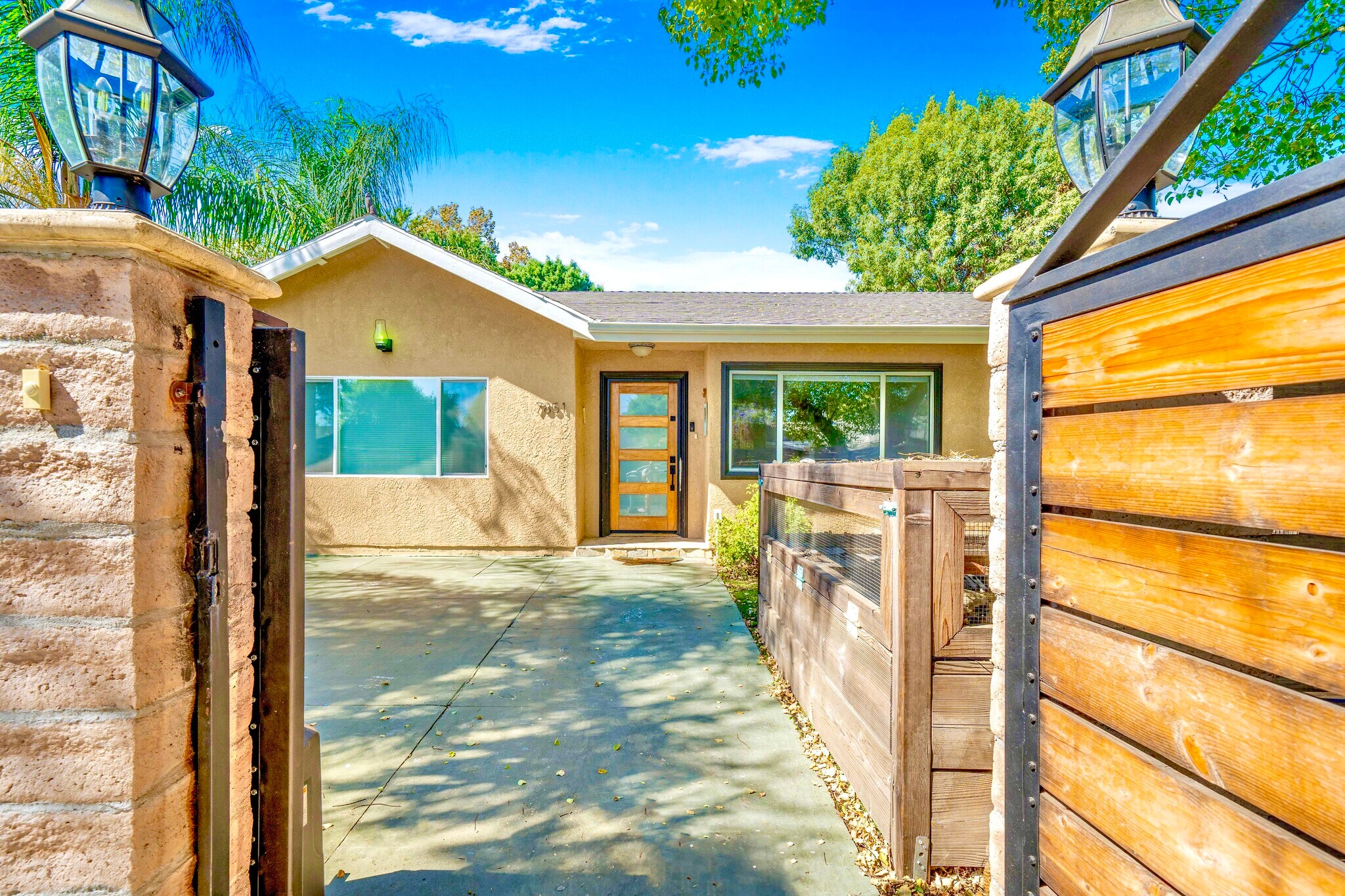 Building Photo - 7851 Texhoma Ave